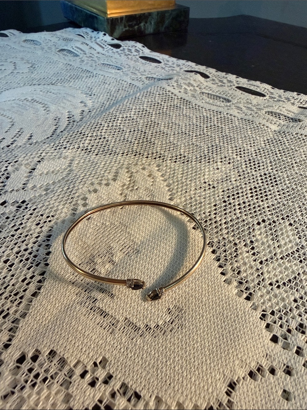 Vintage 10K Elegant Gold Open Cuff Bracelet with Accent Details - Women Jewelry